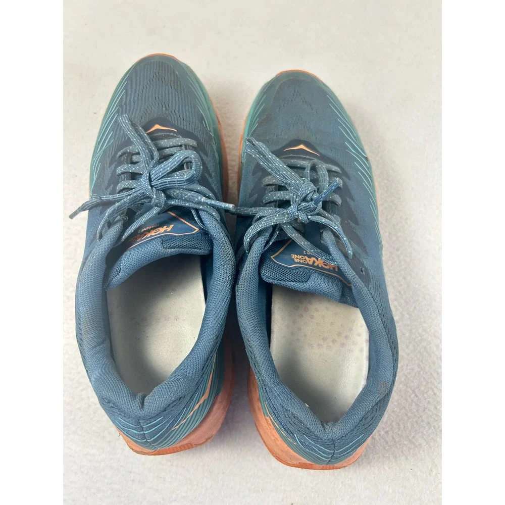 Hoka One One hoka one